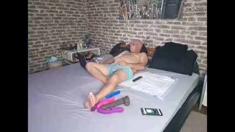 squirtpassion1 online show from 04-10-26, 08:24