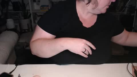 Snapshot of squirtymilfjess chatting on 11-11-25, 12:21 Messi Jessi online show from 11-11-25, 12:21