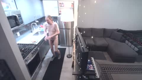 Snapshot of sqwindak chatting on 12-16-24, 05:38 sqwindak online show from 12-16-24, 05:38