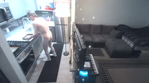 Snapshot of sqwindak chatting on 02-14-25, 02:18 sqwindak online show from 02-14-25, 02:18