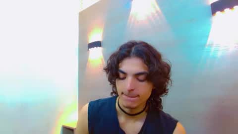 ethan online show from 11-19-25, 02:50