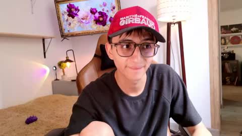 Snapshot of sr_evann chatting on 05-25-26, 04:57 sr_evann online show from 05-25-26, 04:57