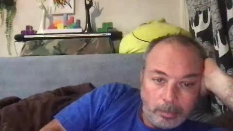 Snapshot of srekos38 chatting on 11-16-25, 02:22 srekos38 online show from 11-16-25, 02:22