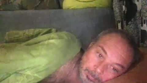 Snapshot of srekos38 chatting on 12-02-25, 06:47 srekos38 online show from 12-02-25, 06:47