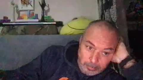 Snapshot of srekos38 chatting on 02-16-26, 06:04 srekos38 online show from 02-16-26, 06:04
