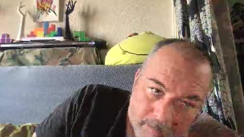 Snapshot of srekos38 chatting on 03-04-26, 09:04 srekos38 online show from 03-04-26, 09:04