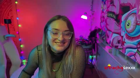 Snapshot of srirachasexxx chatting on 09-16-25, 06:58 Mr.  Mrs. Sriracha online show from 09-16-25, 06:58