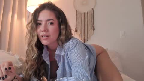 Sophie 3 online show from 01-27-25, 11:00