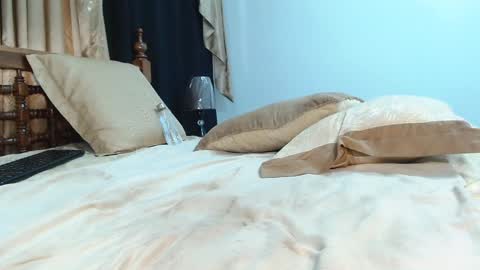 .          . online show from 02-25-25, 03:05