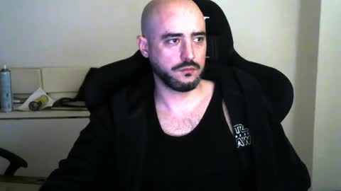 Snapshot of srtramposo chatting on 11-24-25, 12:27 srtramposo online show from 11-24-25, 12:27