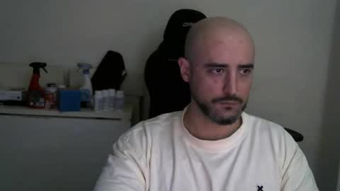 Snapshot of srtramposo chatting on 04-24-26, 08:11 srtramposo online show from 04-24-26, 08:11