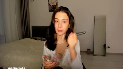 Snapshot of ssash1mii chatting on 01-27-25, 06:09 Hey guys i miss you so much online show from 01-27-25, 06:09