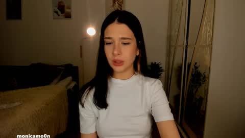 Snapshot of ssash1mii chatting on 09-23-25, 11:30 Hey guys i miss you so much online show from 09-23-25, 11:30