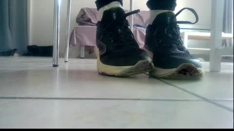 Snapshot of ssenzo chatting on 01-08-26, 10:06 ssenzo online show from 01-08-26, 10:06