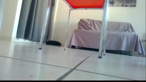 Snapshot of ssenzo chatting on 04-17-26, 07:33 ssenzo online show from 04-17-26, 07:33