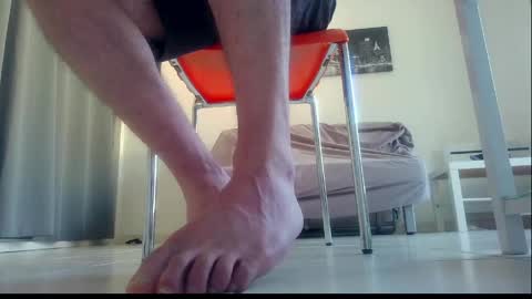 Snapshot of ssenzo chatting on 04-18-26, 07:34 ssenzo online show from 04-18-26, 07:34