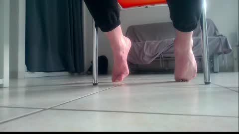 Snapshot of ssenzo chatting on 05-05-26, 05:54 ssenzo online show from 05-05-26, 05:54