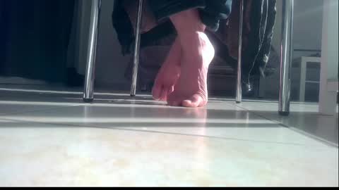 Snapshot of ssenzo chatting on 05-06-26, 04:23 ssenzo online show from 05-06-26, 04:23