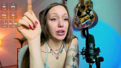 Snapshot of sshawty chatting on 01-24-25, 02:19 Anni if Im offline for a long time Im depressed feel free to support me offline online show from 01-24-25, 02:19