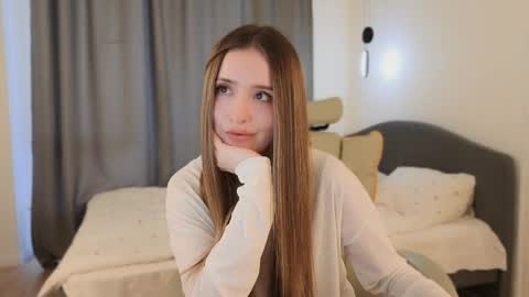 Chloe online show from 06-05-26, 07:03