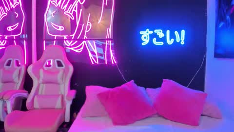 staarlightt online show from 02-08-26, 10:13