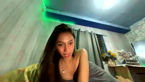 Snapshot of stacey_cravings chatting on 10-26-25, 03:18 stacey_cravings online show from 10-26-25, 03:18