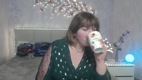 Stacey online show from 03-12-26, 07:36