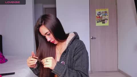 Snapshot of stacy_malibu1 chatting on 10-14-25, 05:58 TWstacymalibu110 online show from 10-14-25, 05:58