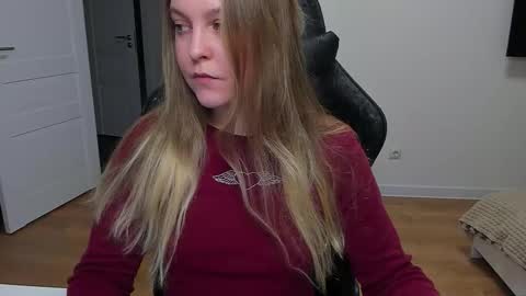 Snapshot of stacy_miraclee chatting on 01-16-26, 03:49 Stacy online show from 01-16-26, 03:49