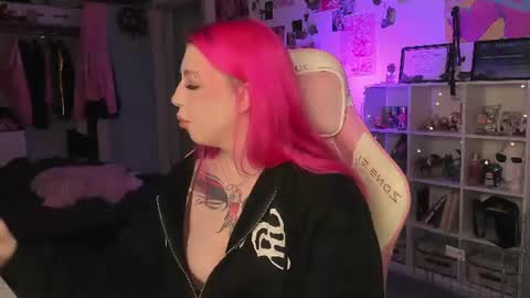 Stacy online show from 08-03-26, 06:11