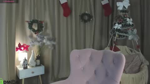 Stacy Mon Tue Wed Thu Fri Sun GMT GMT 3 1000am - 0400pm  online show from 11-25-25, 08:58