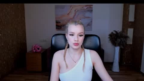 Stacy Western online show from 02-28-26, 01:01