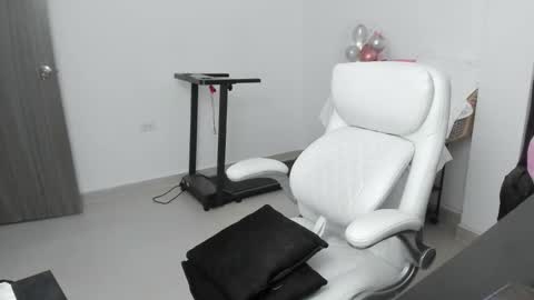 Zulma Yisset online show from 12-03-25, 03:47