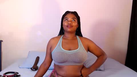 Snapshot of stacyhunterxxx chatting on 10-26-25, 02:34 STACY online show from 10-26-25, 02:34