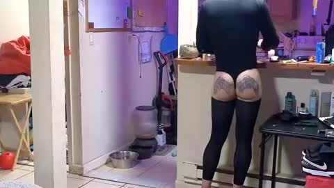 Snapshot of stacytasteme chatting on 11-11-25, 07:14 Submissive Slut LOVES adoration online show from 11-11-25, 07:14