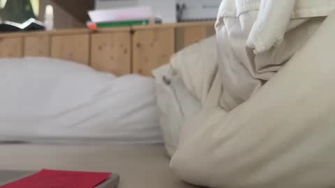 staernstar online show from 09-19-25, 07:10