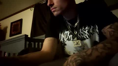 Straightupdownbad online show from 01-08-26, 04:26