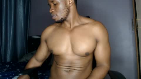 Snapshot of staminalord chatting on 08-07-26, 01:51 calvin online show from 08-07-26, 01:51
