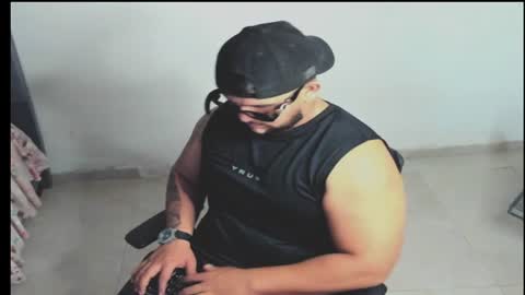 Snapshot of stan_davis chatting on 07-07-26, 03:42 anferney online show from 07-07-26, 03:42