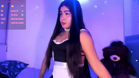 Snapshot of star_darling chatting on 11-28-25, 06:05 S T A R online show from 11-28-25, 06:05