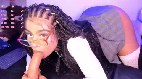 Snapshot of star_darling chatting on 12-16-25, 01:54 S T A R online show from 12-16-25, 01:54