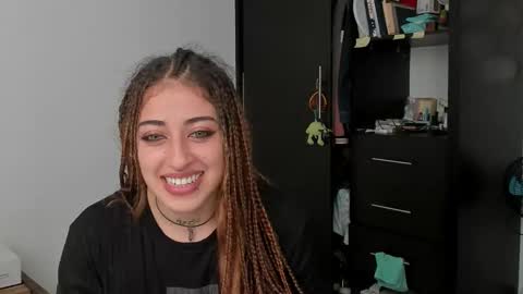 Snapshot of star_shooting chatting on 09-08-25, 09:47 star_shooting online show from 09-08-25, 09:47