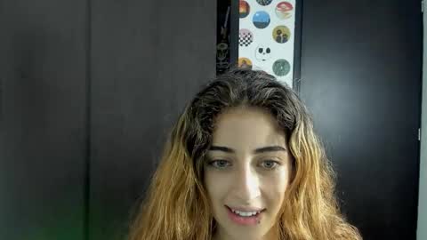 Snapshot of star_shooting chatting on 10-18-25, 10:54 star_shooting online show from 10-18-25, 10:54