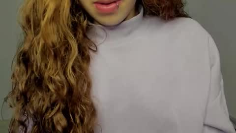 Snapshot of star_shooting chatting on 11-15-25, 12:52 star_shooting online show from 11-15-25, 12:52