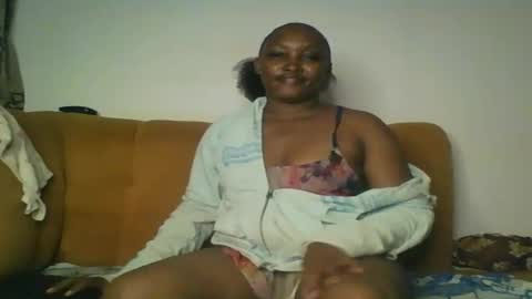 Snapshot of stargirl880271 chatting on 10-22-25, 12:44 isha online show from 10-22-25, 12:44