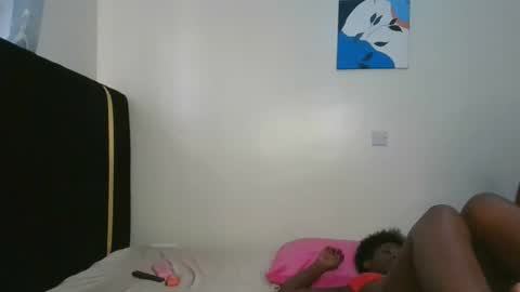 lia online show from 11-28-25, 08:28