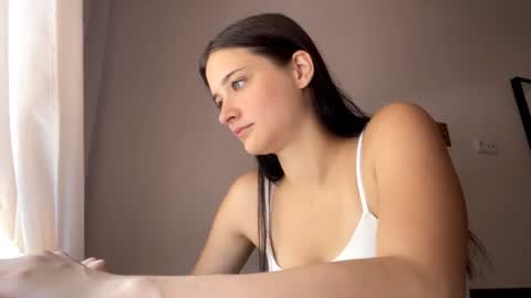 Lola online show from 07-10-26, 10:29