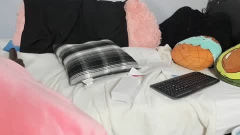 Snapshot of starlastylez chatting on 01-04-25, 09:41 Starla Stylez online show from 01-04-25, 09:41