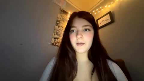 Snapshot of starlight09102 chatting on 02-14-25, 06:08 Starlight online show from 02-14-25, 06:08