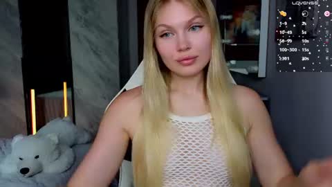 Caroline online show from 07-16-26, 08:53